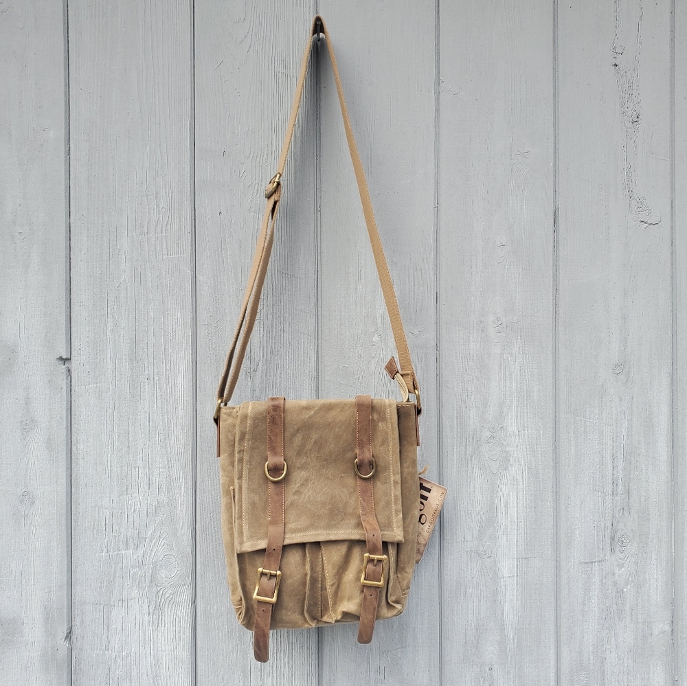 NEW 💥 CargoIt Flap Over Crossbody Canvas Bag - Picture 2 of 8